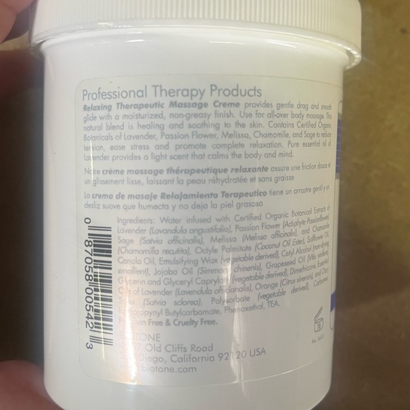 Biotone Relaxing Therapeutic Massage Creme - Picture 2 of 3